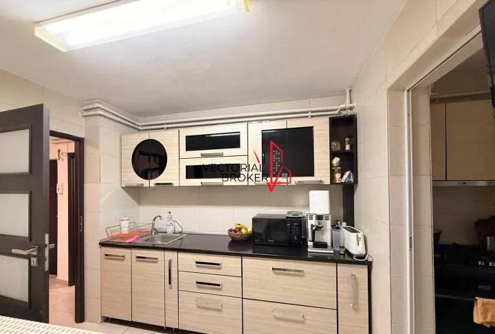 Dristor metrou, apartament 3 camere